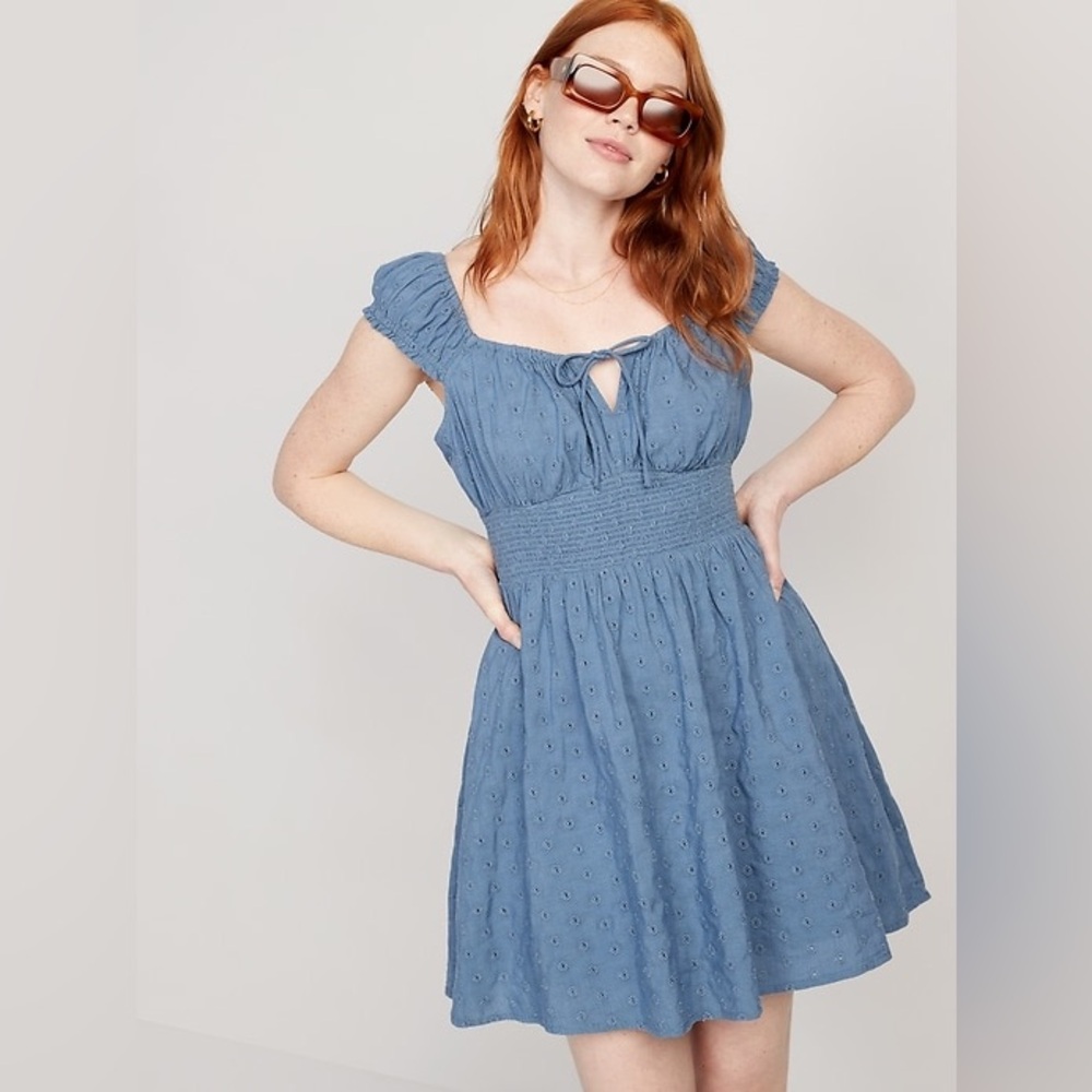 Old Navy Waist Defined Smocked Tie Front Mini Dress Size L Petite